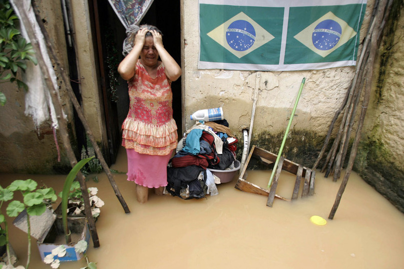 巴西暴雨已持续1个多月 至少62人死亡