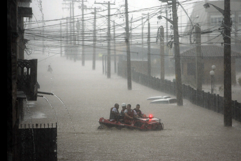 巴西暴雨已持续1个多月 至少62人死亡