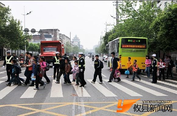 徐星摄影：平安畅通县