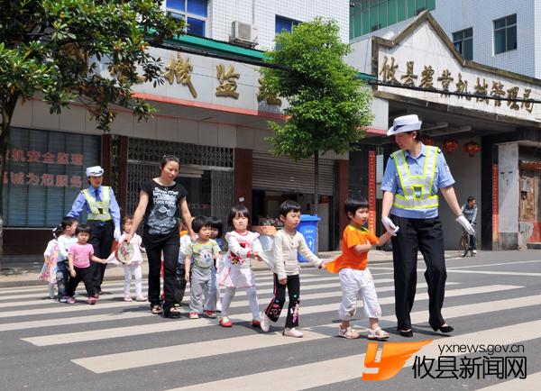 徐建新摄影：交警风采