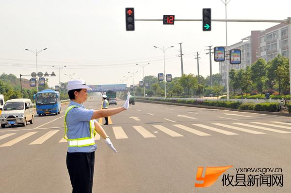 徐建新摄影：交警风采