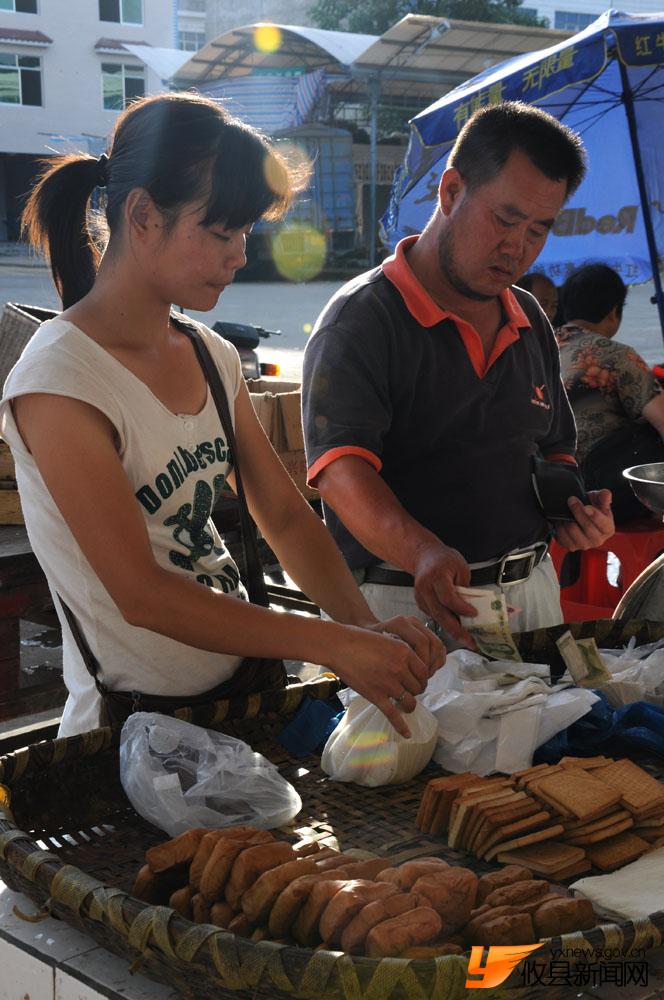 谭桥早市掠影