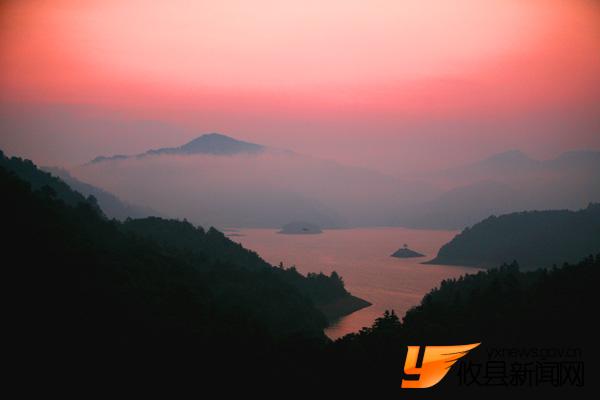 网罗酒仙湖美景