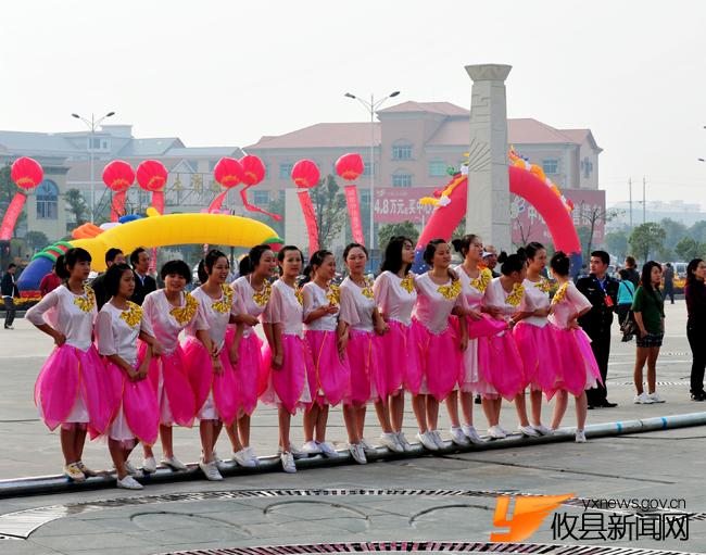 你准备好了吗？广场文化艺术节开幕了……