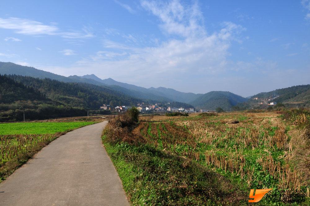 银坑山里的清新气息