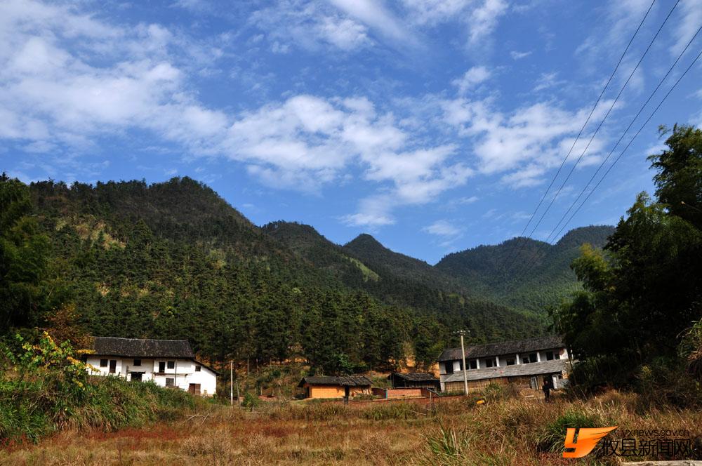 银坑山里的清新气息