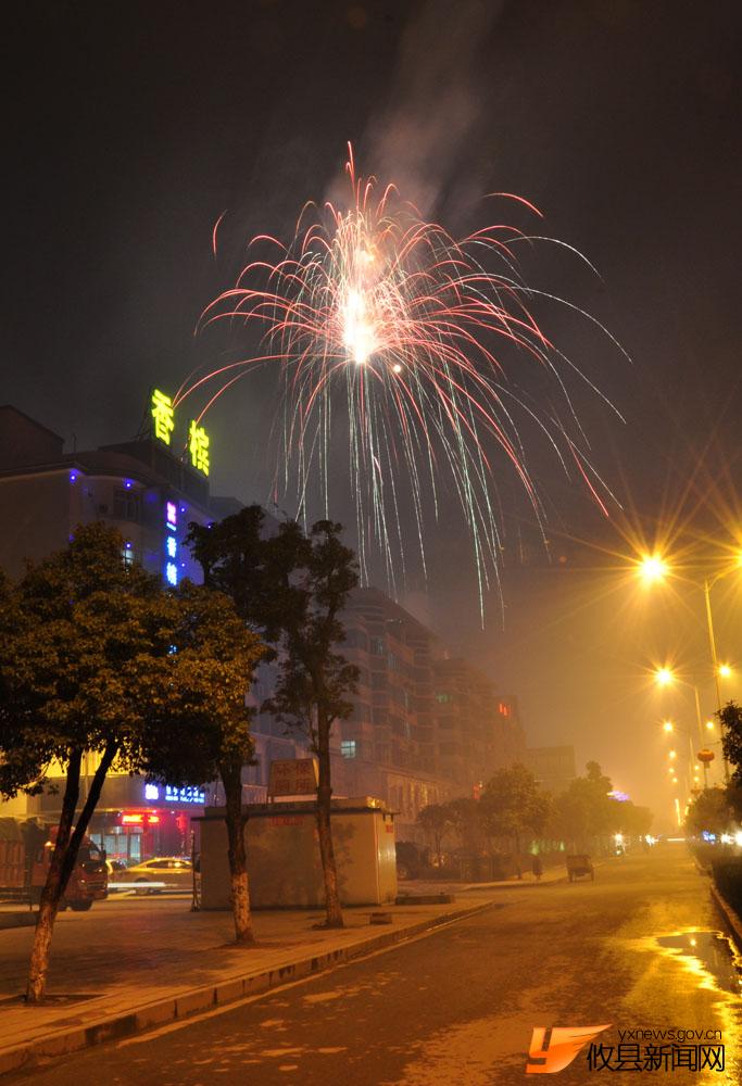 2011元宵节夜拍梅城