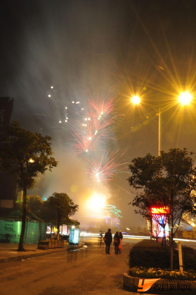 2011元宵节夜拍梅城