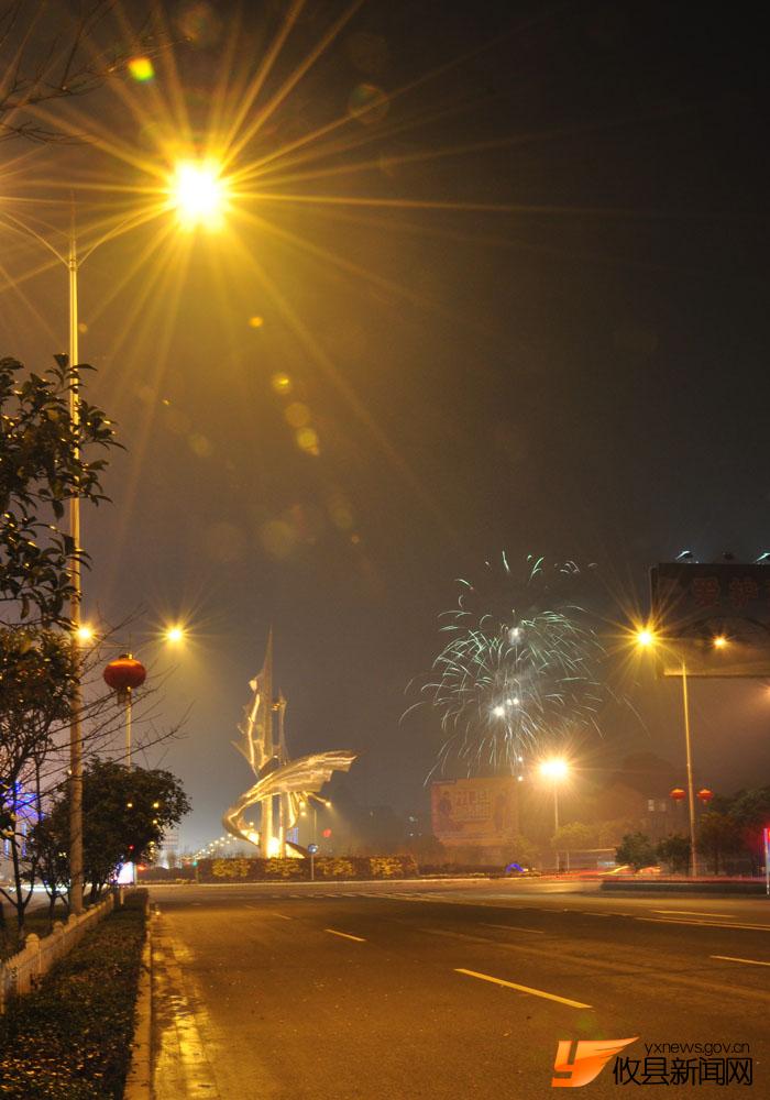 2011元宵节夜拍梅城