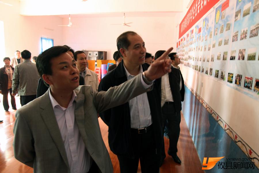 省委常委、副省长郭开朗攸县行
