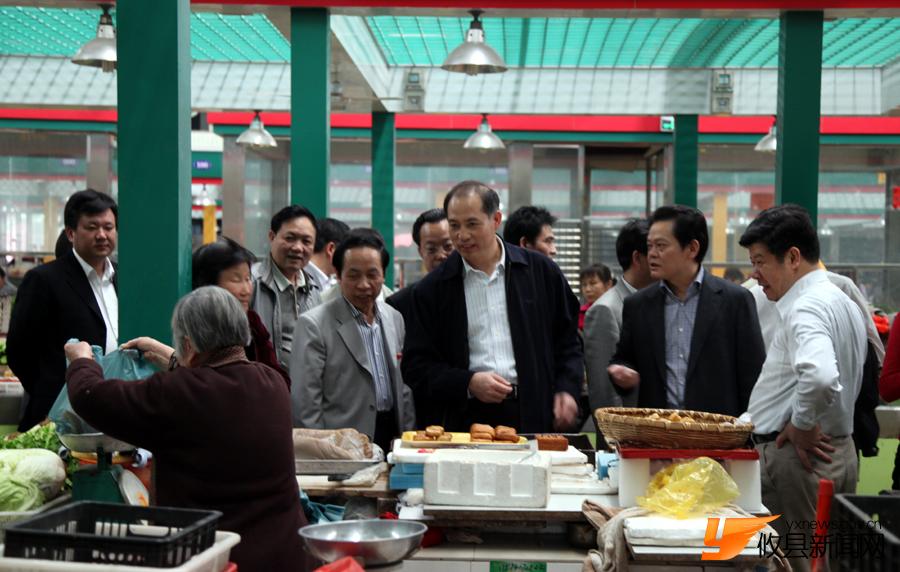省委常委、副省长郭开朗攸县行