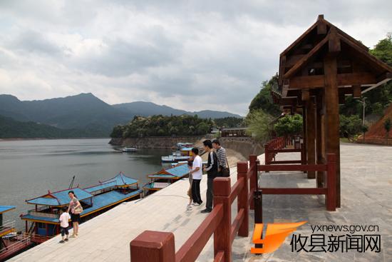 五一小长假：4A景区酒仙湖新面孔迎客（组图）