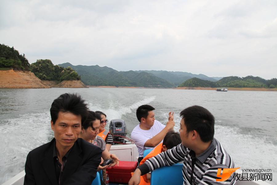 五一小长假：4A景区酒仙湖新面孔迎客（组图）