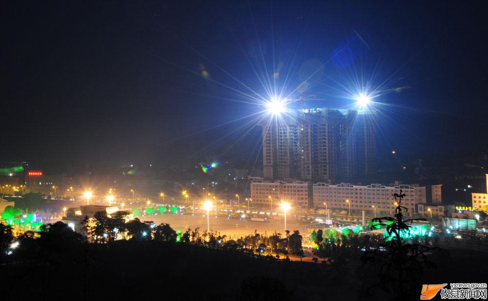 夜幕下的攸县城