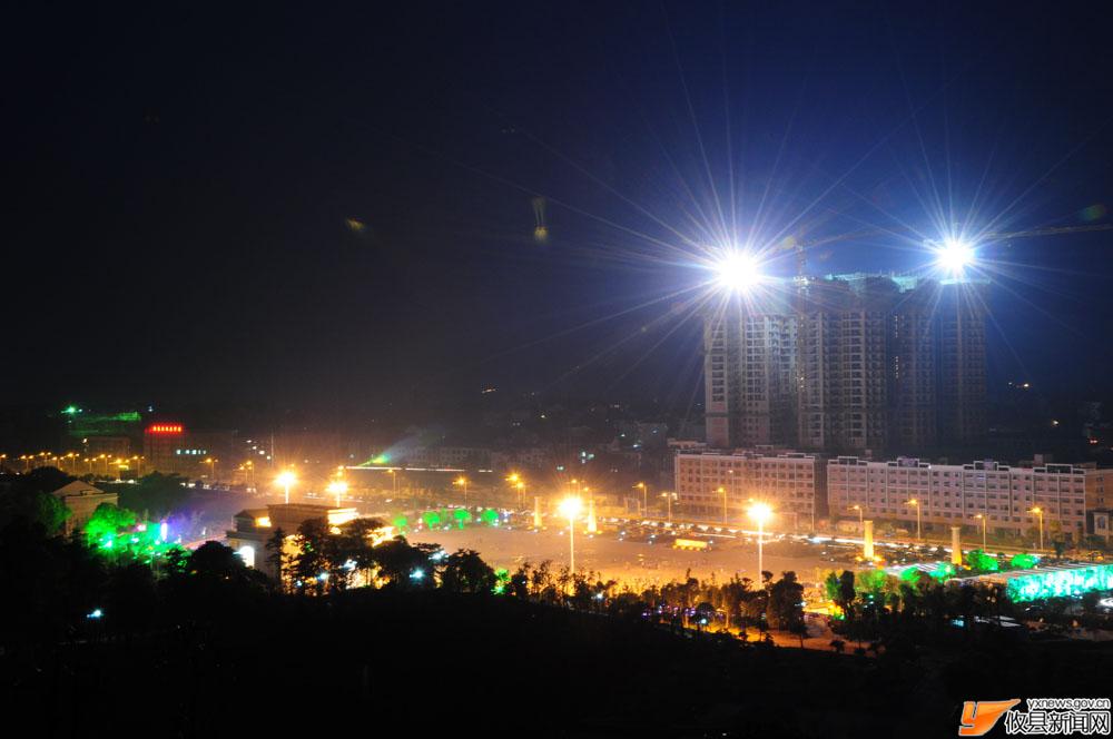 夜幕下的攸县城