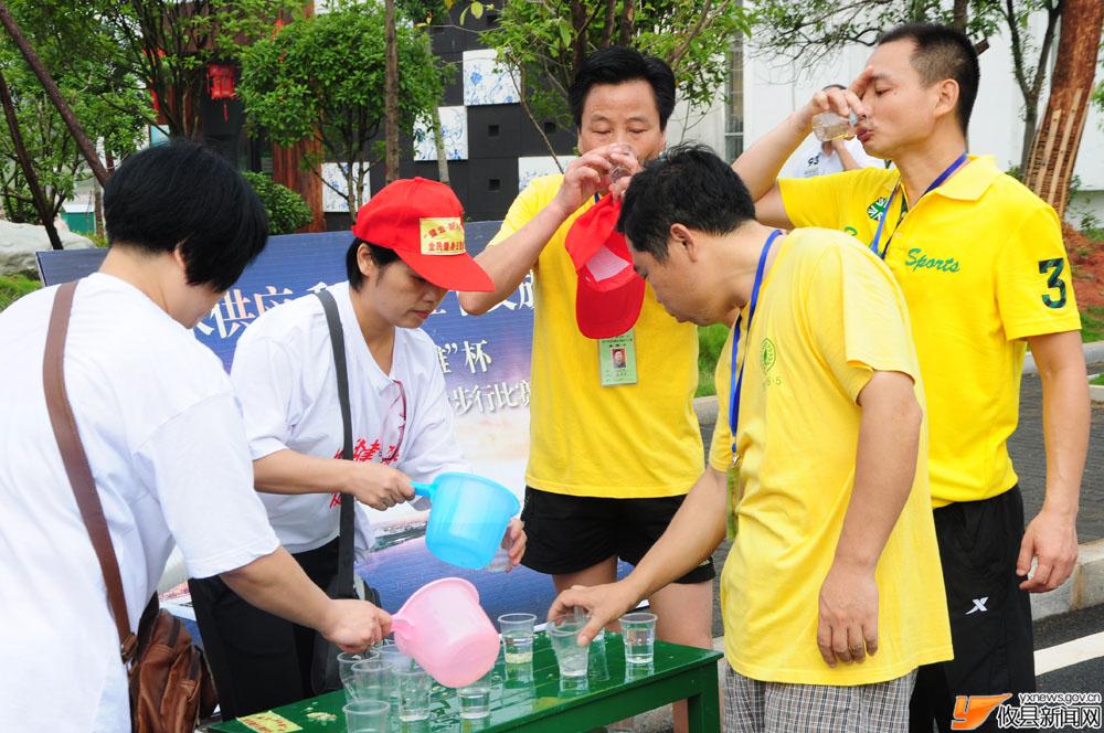 2011年攸县“全民健身日”健步行竞赛活动纪实