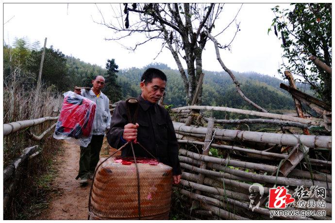 【谭德乐摄影】大山深处的婚嫁