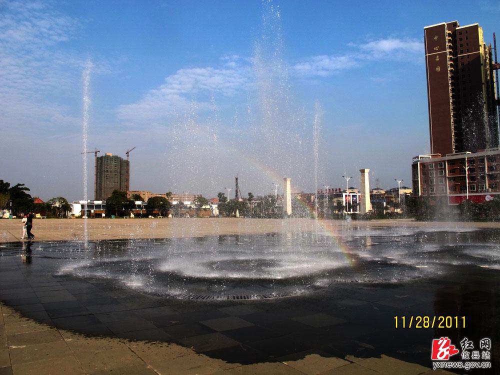 【丁湖摄影】卡片机拍文化广场风景