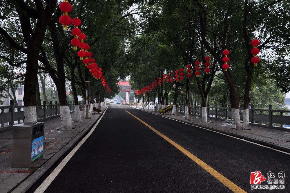 【丁湖摄影】挂灯笼迎新春