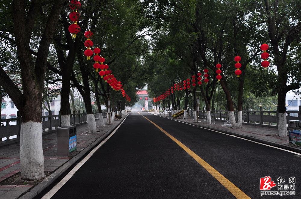 【丁湖摄影】挂灯笼迎新春