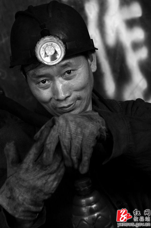 【丁湖摄影】黑白印象之煤矿工人