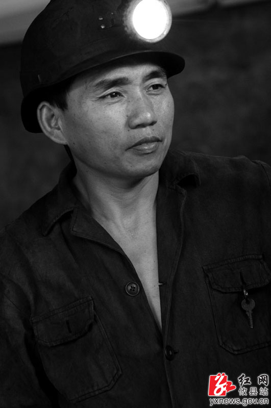 【丁湖摄影】黑白印象之煤矿工人
