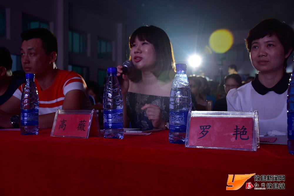 健坤学校12周年校庆架图集