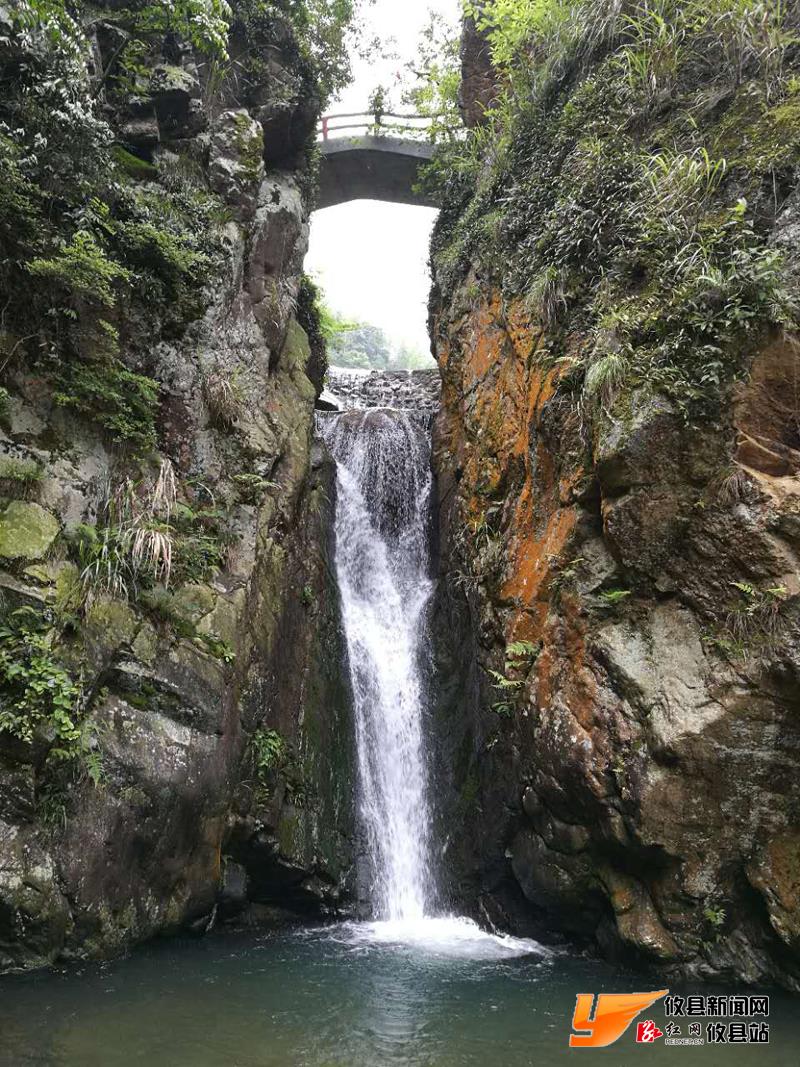 攸州秘境：鸾山镇南岸村：“二龙抢珠”