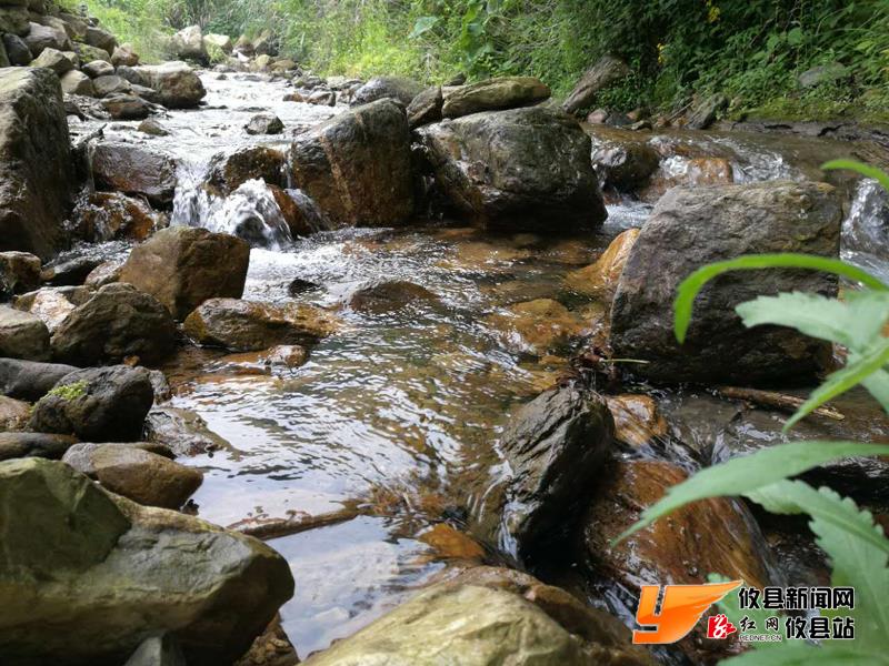 攸州秘境：鸾山镇南岸村：“二龙抢珠”