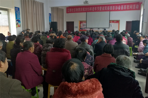 暖冬送健康  我们在行动——我院在江桥社区开展健康知识讲座