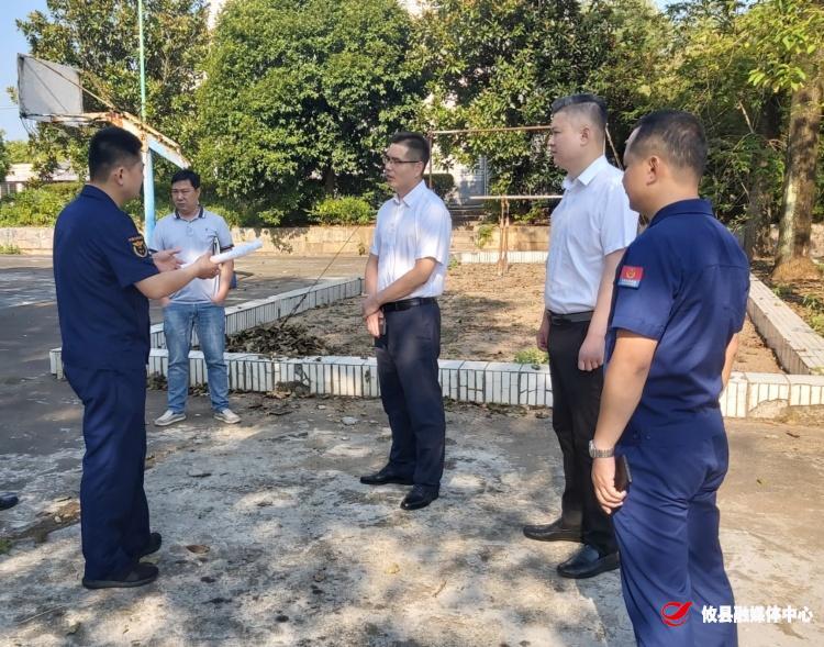 武挪强调研指导消防安全工作