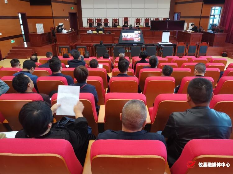 攸县人民法院对44名新任人民陪审员进行培训