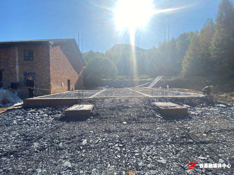 黄丰桥镇：加强日常巡查 规范村民建房
