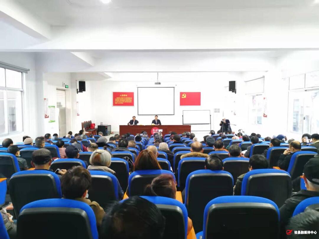 李鹏程为老年大学学员授课 勉励大家：发挥余热共同唱响攸县发展主旋律