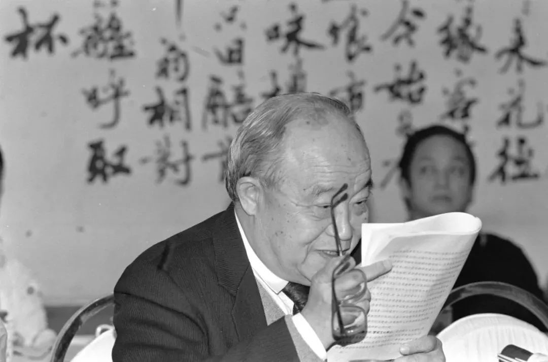 芙蓉国评论 | 贴近人民的艺术家，人民当然不会忘记
