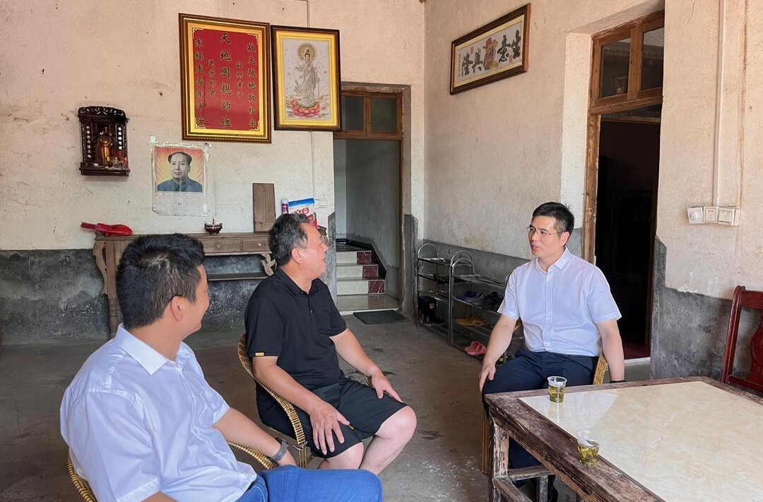 武挪强开展“八一”走访慰问活动