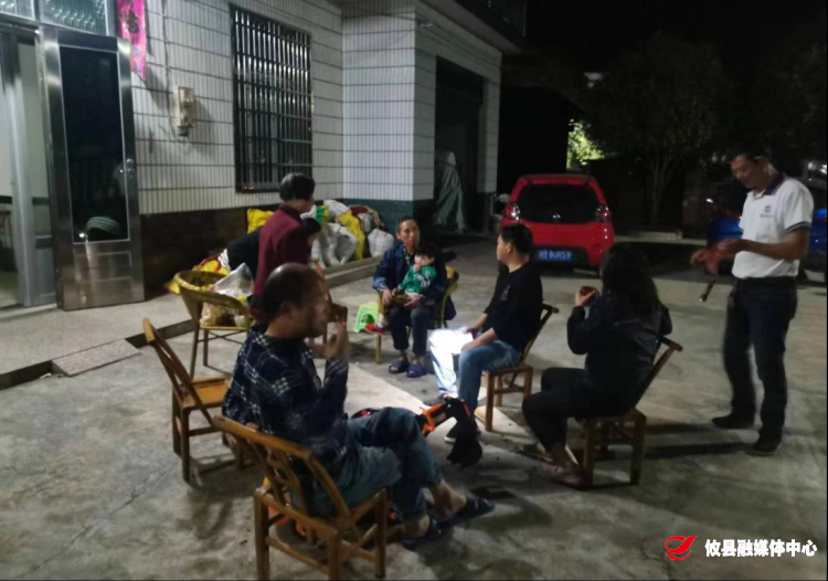 丫江桥镇：坚决落实封山举措  下沉开展入户宣传