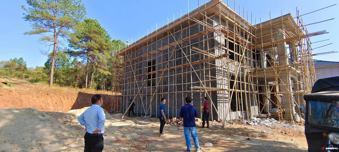 菜花坪镇：巡查不停歇 建房安全有保障