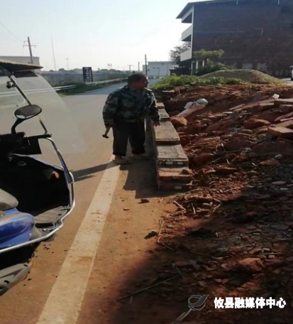 【谭桥街道】拆除违建不容缓 消除隐患安民心
