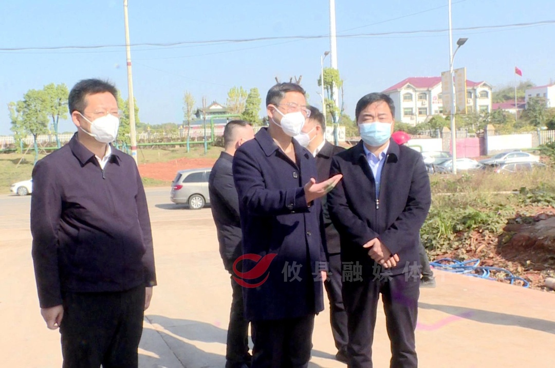 株洲市行政审批服务局来攸调研指导行政审批服务工作