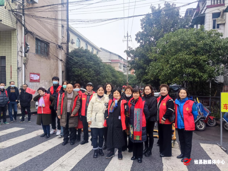 联星街道文化社区开展“爱心护学”志愿服务活动
