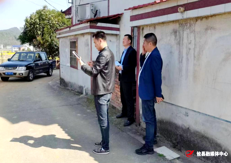 莲塘坳镇：开展图斑核查  坚决遏制耕地“非农化”