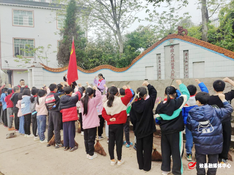 石羊塘镇：清明祭英烈，传承英雄志