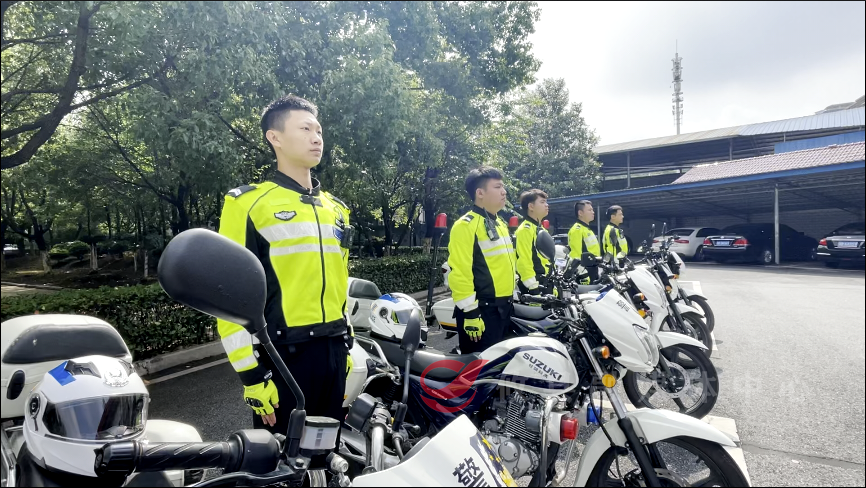 大写的帅！攸县公安交警“铁骑队”正式上岗
