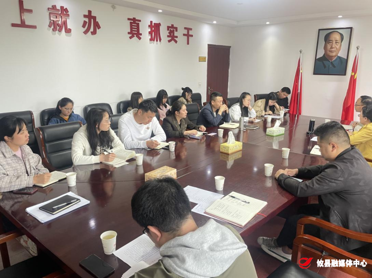 【作风建设年】菜花坪镇：以“两个永远在路上”的清醒坚定加强年轻干部作风建设