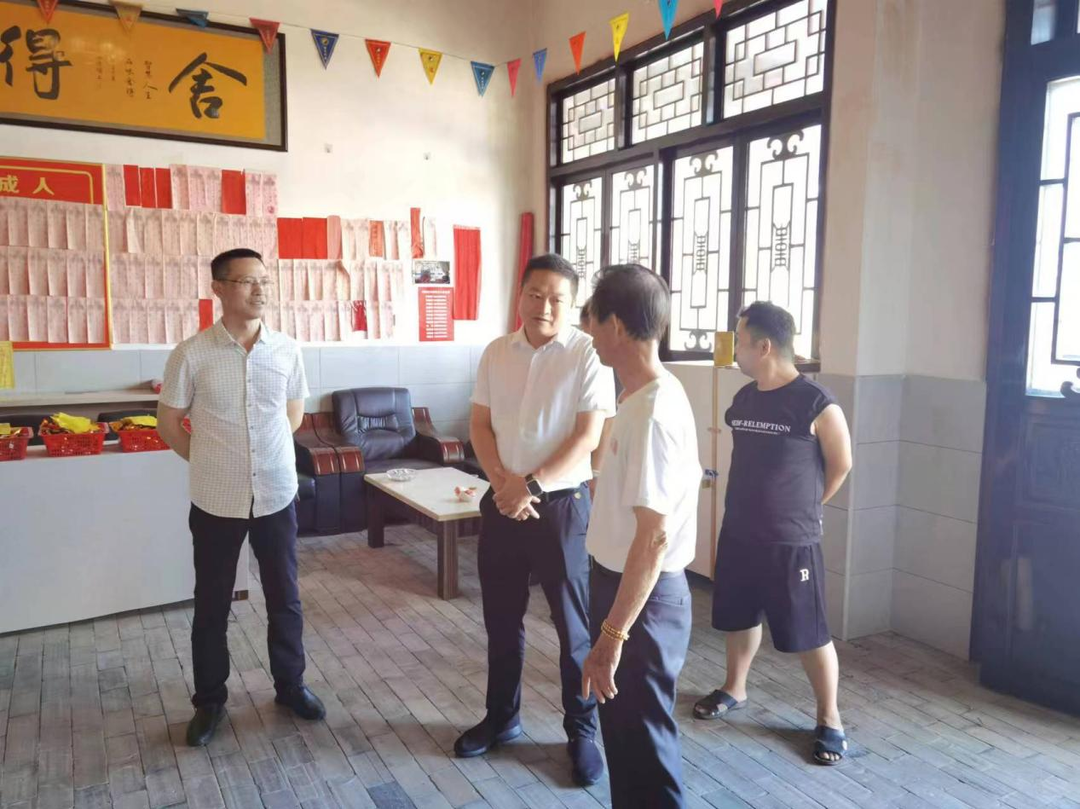 县领导赴谭桥街道调研基层统战工作