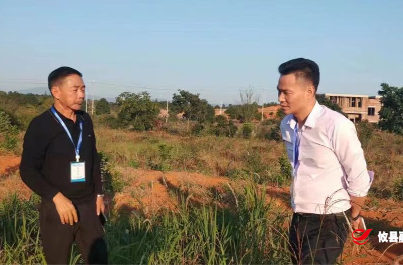 菜花坪镇：人大代表回“家”进“站”，入站履职，为民办事