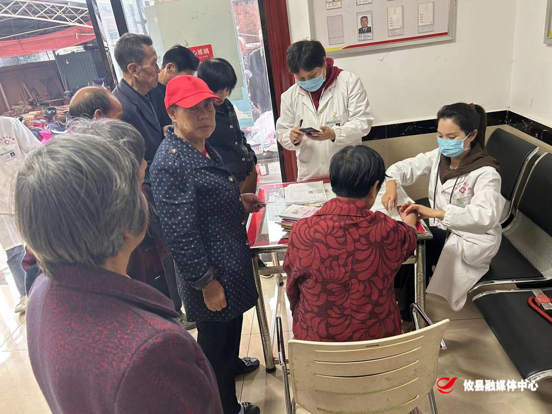 联星街道侯联村为65岁以上老人开展免费健康体检活动