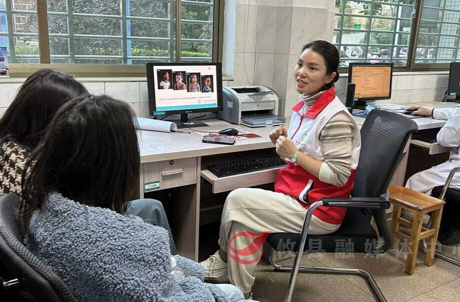 【12.5国际志愿者日】志愿服务者为住院患者及家属提供心理援助