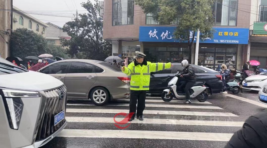寒潮“撞上”开学季 攸县多措并举开辟开学“平安路”